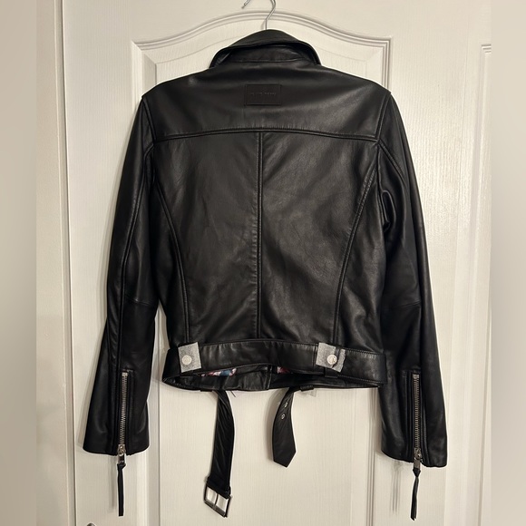 New Classic Leather Motorcycle Jacket Size M/L - Picture 6 of 13